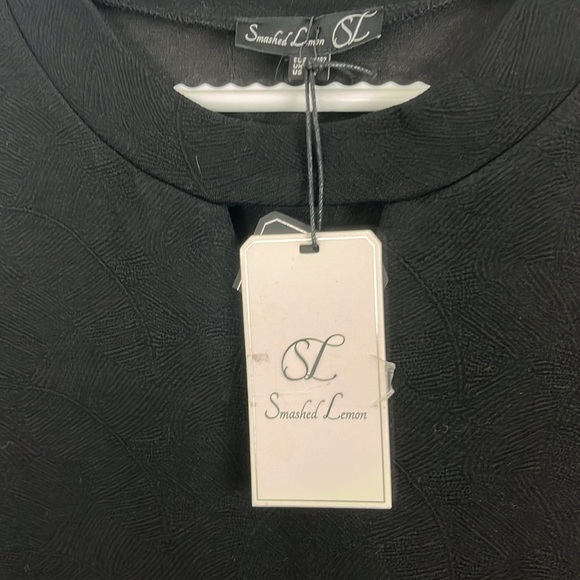 Smashed Lemon NWT Black Dress W/Gold Buttons - Picture 4 of 8